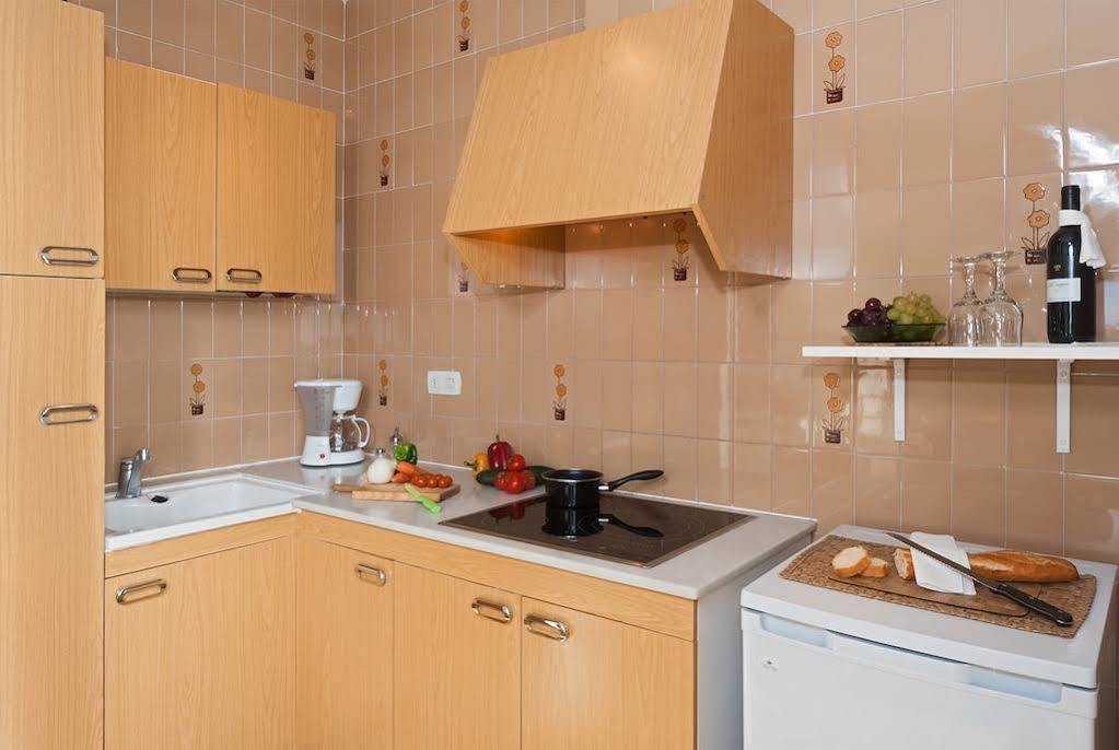 Apartamentos Casa Blanca Миами-Плайя Экстерьер фото